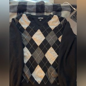 vintage looking sweater